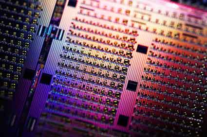 European joint effort quickens silicon photonics