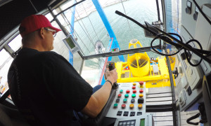 44979 Harbor worker with joystick e1632316988513