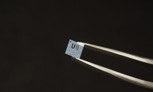 Photo 1 USound ASIC linear audio amplifier