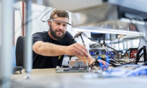 COPR2304 Global Carrierboard Design Trainings final 1800x1200 e1677664842205