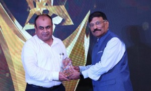 Heilind Asia Receives Electromechanical Distributor of the Year Award in India 1024x683