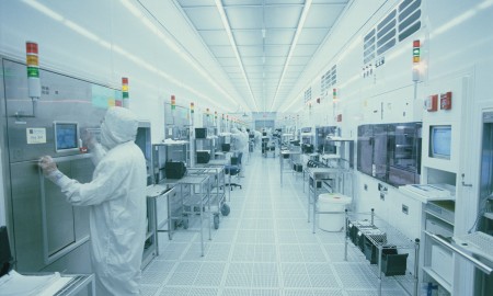RR cleanroom 1 e1724307318364