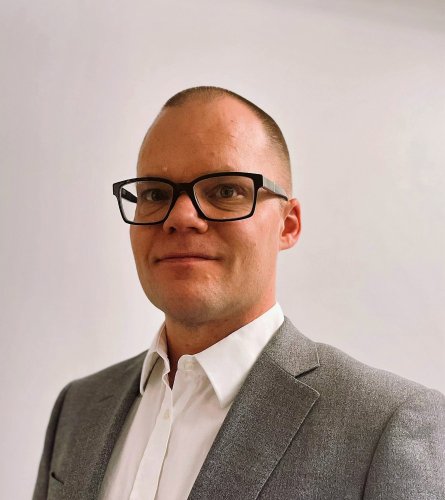 Dan Lundahl Vice President Finance Seco.jpg ico500