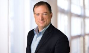 Headshot John Roese, Global Chief Technology Officer and Chief AI Officer (2)