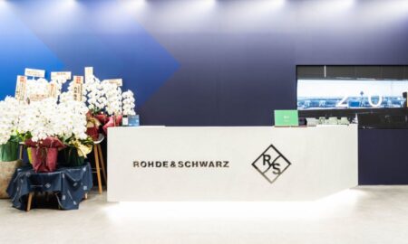japan tokyo office entrance new office cerabrate corporate image rohde schwarz 200 119171 960 540 3