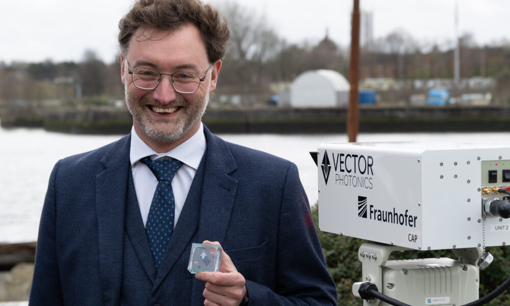 Vector Photonics Hoplite 063