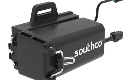 Battery-operated Bluetooth® controller providing wireless plug-and-play access for industrial applications.